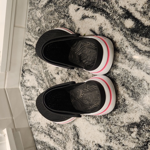 SKECHERS - Picture 4 of 4